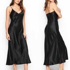 Victoria’s Secret 100% Mulberry Silk Black Slip Dress Spaghetti Strap Large